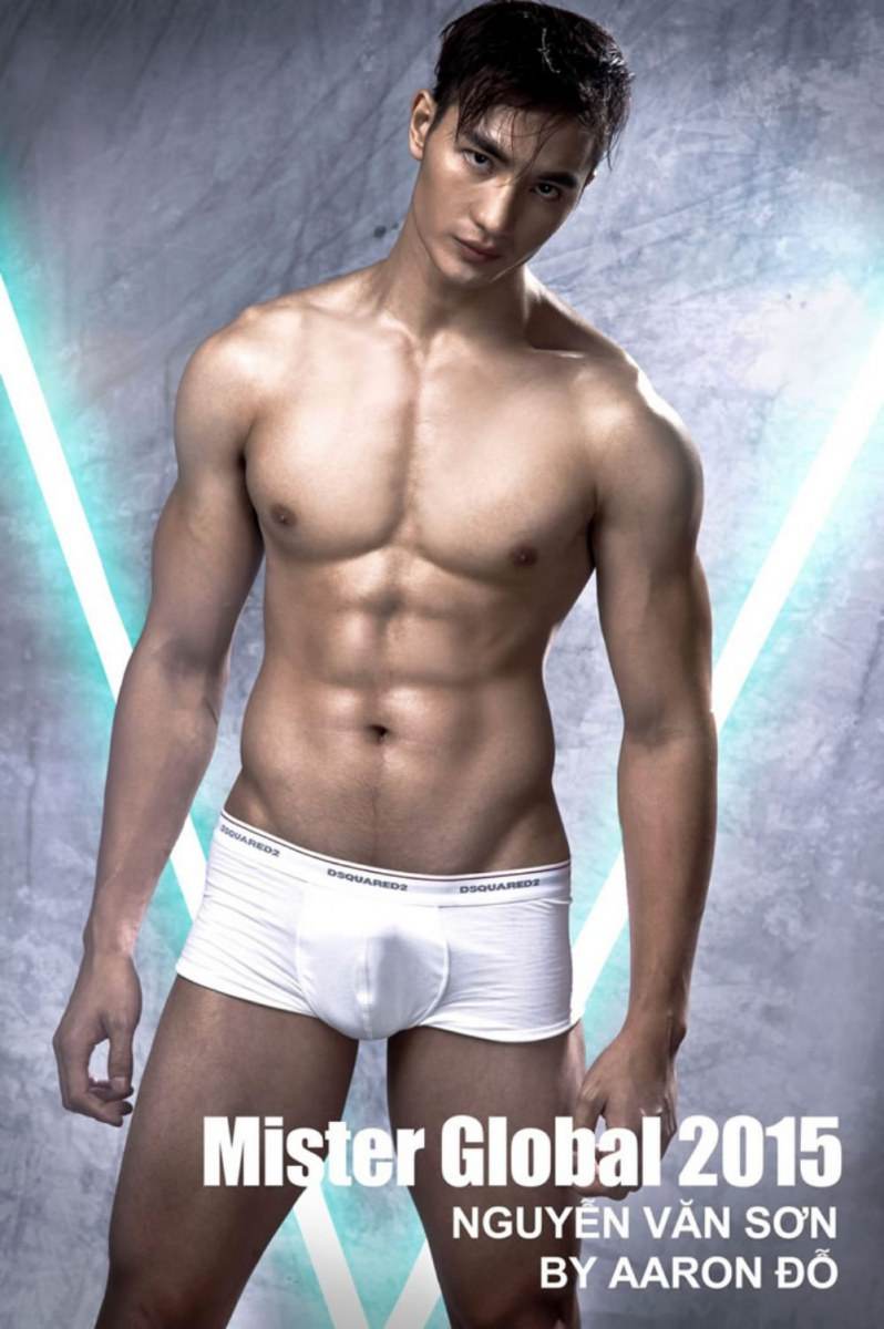 Hot guy in underwear 94