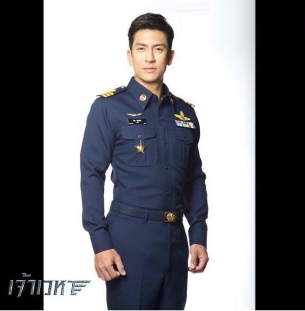 "ติ๊ก เจษฎาภรณ์" ในชุดทหาร หล่อสง่าสมชายชาตรี