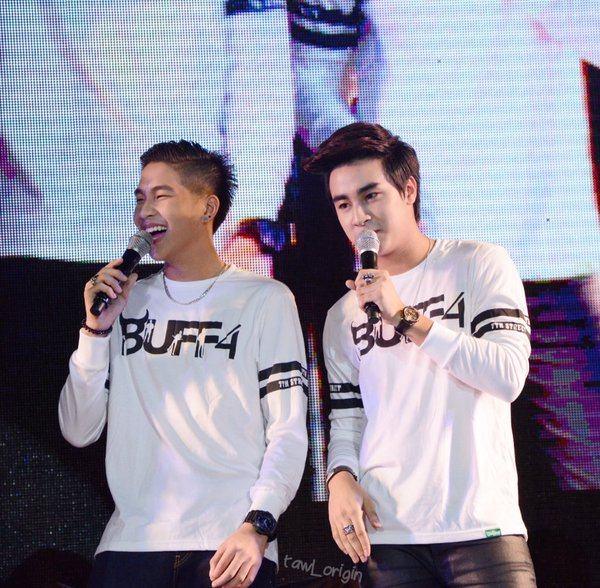 ฮอตมาก!! ฟีฟ่า เปรมอนันต์ ทั้งหล่อทั้งเก่ง