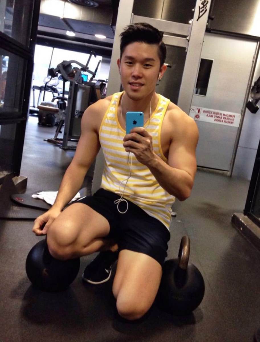 ง่ายๆไม่เลือก ยังไงก็เอา อิอิ"