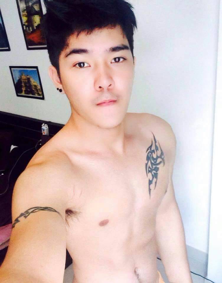 แฉ่ะแน่ๆ (ลิ้น)