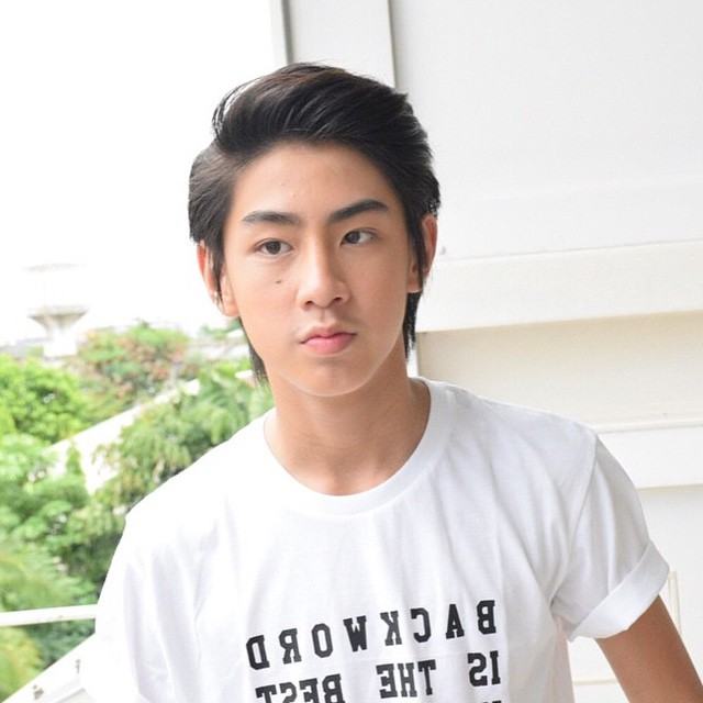 ลูกชาย เจ เจตรินHOTมากที่นี่ที่เดียว!