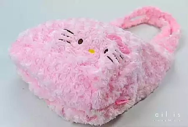 กระเป๋าขนนุ่มฟรุ้งฟริ้ง Hello Kitty