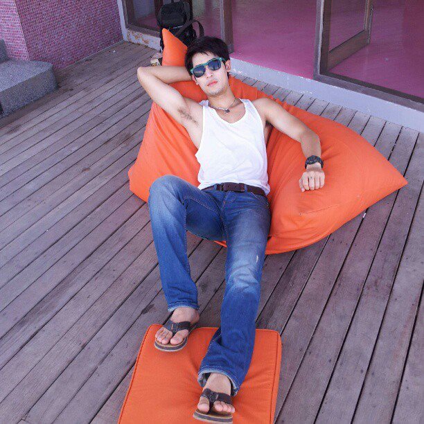 ดูกันชัดๆ พระปิ่นทอง ถอดองค์ทรงเครื่องแล้วหล่อเซ็กซี่มั้ย!!