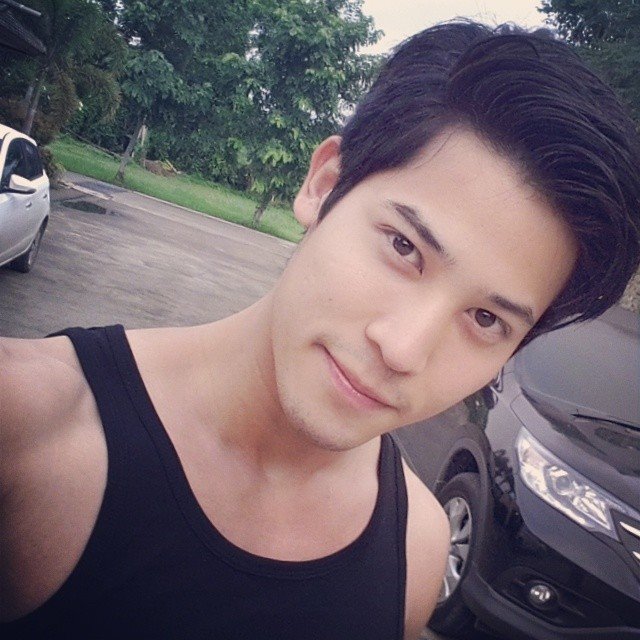 ดูกันชัดๆ พระปิ่นทอง ถอดองค์ทรงเครื่องแล้วหล่อเซ็กซี่มั้ย!!
