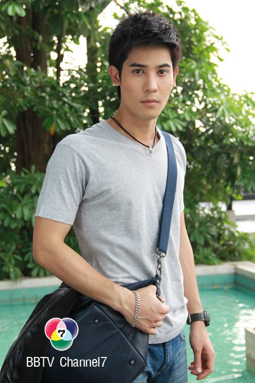 ดูกันชัดๆ พระปิ่นทอง ถอดองค์ทรงเครื่องแล้วหล่อเซ็กซี่มั้ย!!