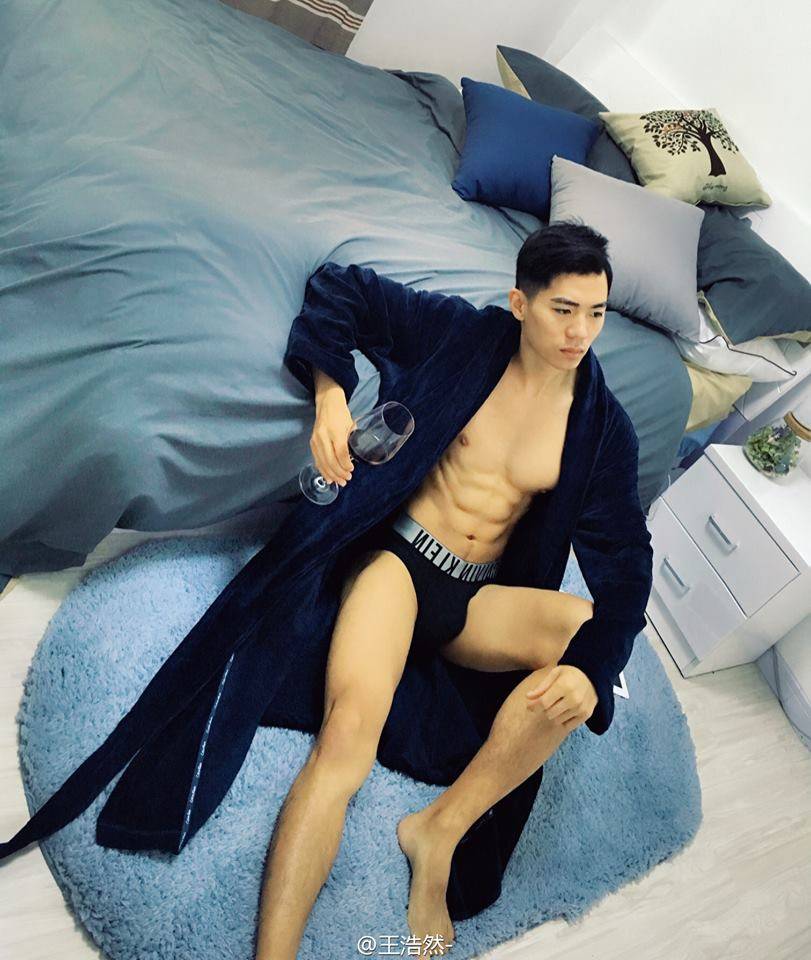 Sexy Guy 30