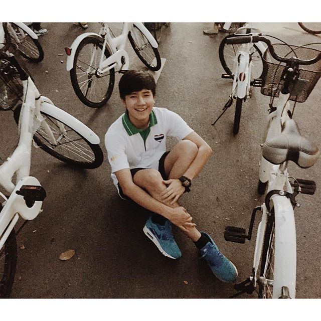 พระปิ่นทอง VS พระปิ่นแก้ว พ่อลูกใครหล่อเซ็กซี่กว่ากันเอ่ย ??