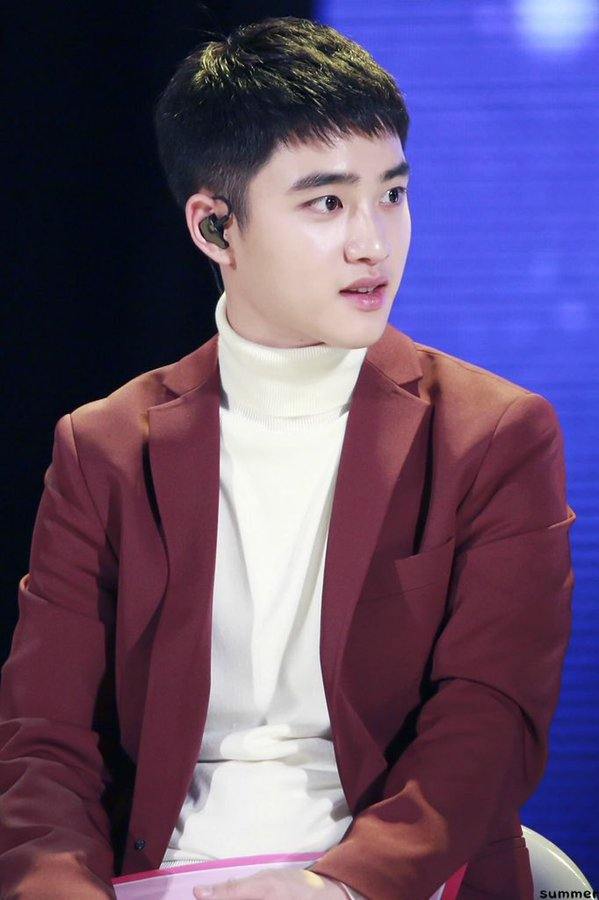 คยองซู Exo ตี๋หล่อแซ่บหน้าใส