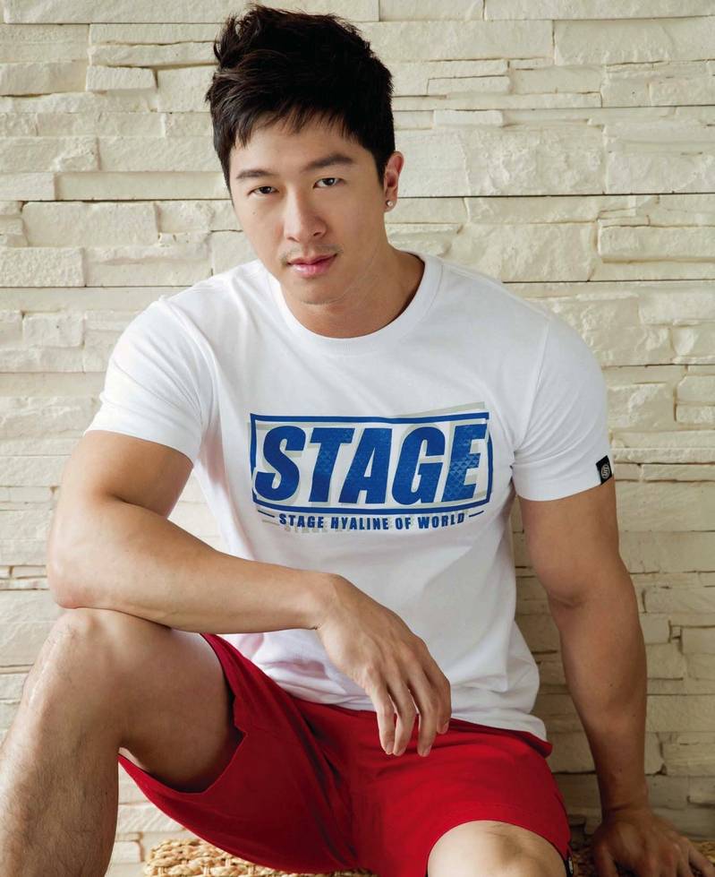 แน่นๆเนียนๆ กับหนุ่มตี๋ Jason Chee