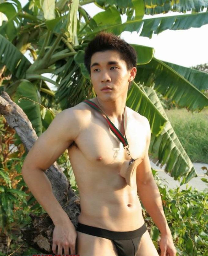 นะ หนุ่มตี๋ที่สวนกล้วย