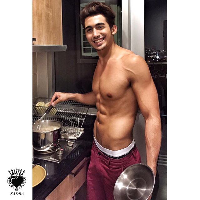 Sadra นายแบบหล่อ ล่ำสุดแซ่บ