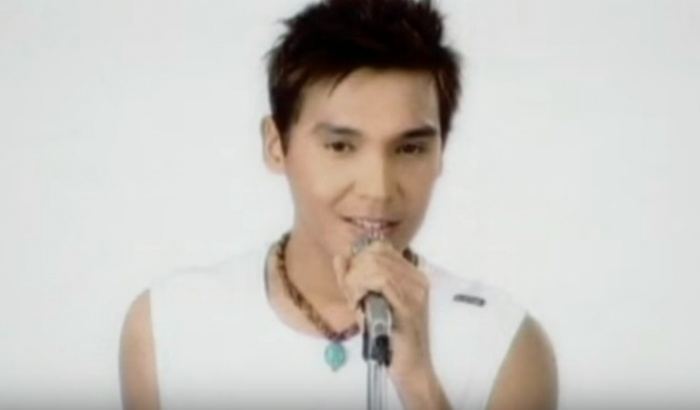นาธาน โอมาน ชาวเน็ตสะพรึง ย้อนอดีตสมัยเป็นนักร้อง บอกเลยว่านางมาไกลมากๆๆๆๆ !!