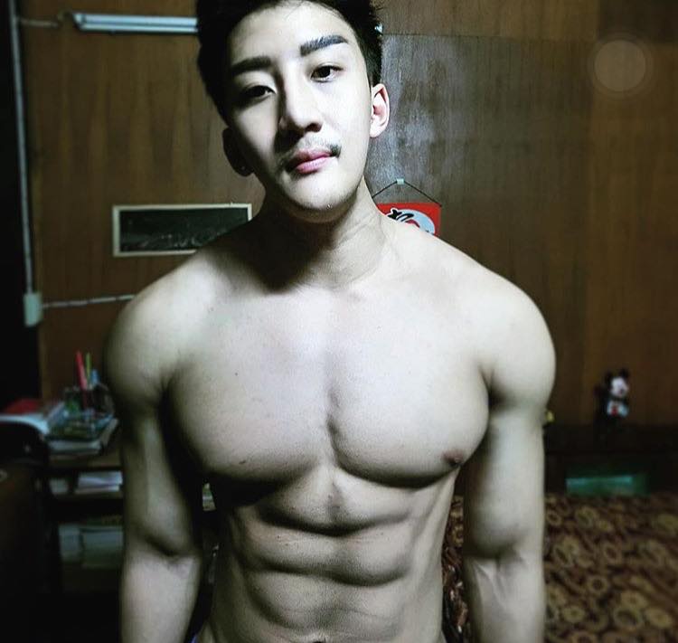 หนุ่มๆกระชุ่มกระชวย04