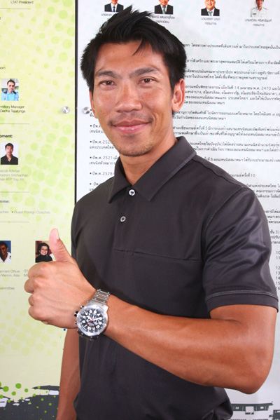 หล่อมั้ย! รูปติดบัตรรับปริญญา ม.ราม ของ "ภราดร ศรีชาพันธุ์" อดีตนักหวดลูกสักหลาดมือ 1 ของไทย