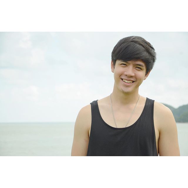 แชร์เต็มหน้าฟีด!!! BU Cute Boy น่ารัก เฟี้ยวฟ้าวมะพร้าวแก้ว