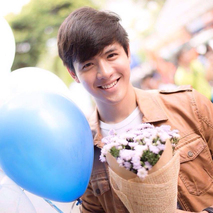 แชร์เต็มหน้าฟีด!!! BU Cute Boy น่ารัก เฟี้ยวฟ้าวมะพร้าวแก้ว
