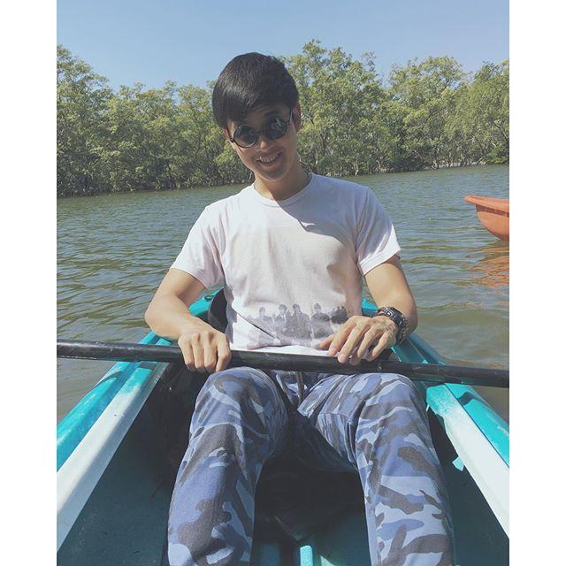 แชร์เต็มหน้าฟีด!!! BU Cute Boy น่ารัก เฟี้ยวฟ้าวมะพร้าวแก้ว