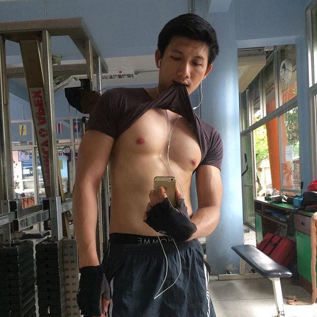 อยากซุกเป้า...เห็นแล้ว ฮีสั่น 8 ริตเตอร์