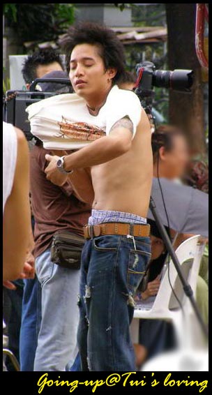 ตุ้ยAF3 เคยถอดโชว์หวิวด้วย ใหญ่ตุงไม่เบาเลยนะ!!
