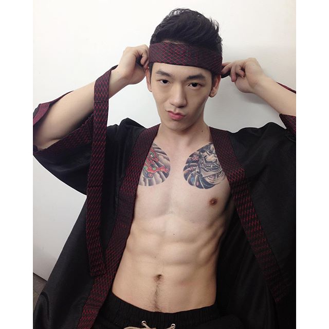 นายกอล์ฟ หนุ่มขาวใส รอยสักฟินๆ