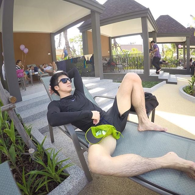 หล่อ ใส ล่ำ IG@iknotus