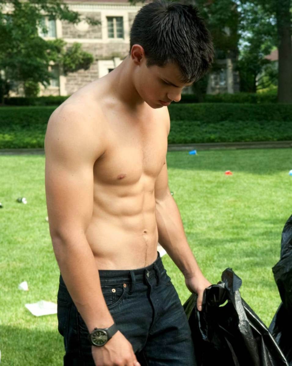 Taylor Lautner "เทย์เลอร์ เลาต์เนอร์" @tdl.92