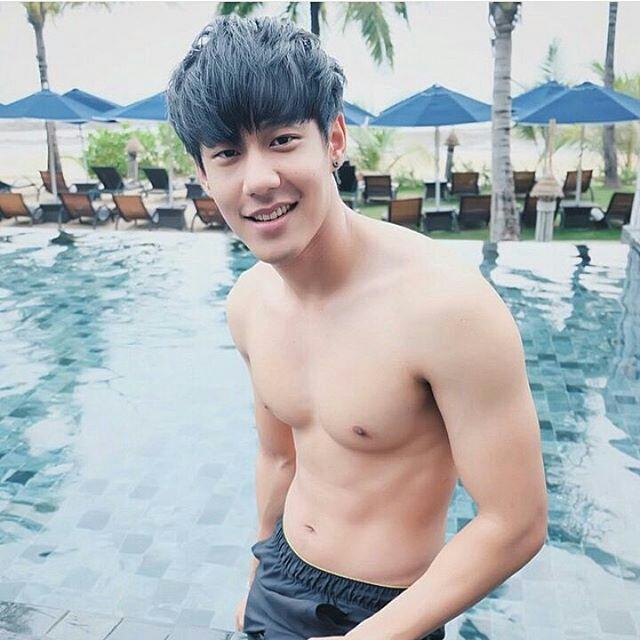 ส่อง IG ผู้ชายแซ่บ 2016
