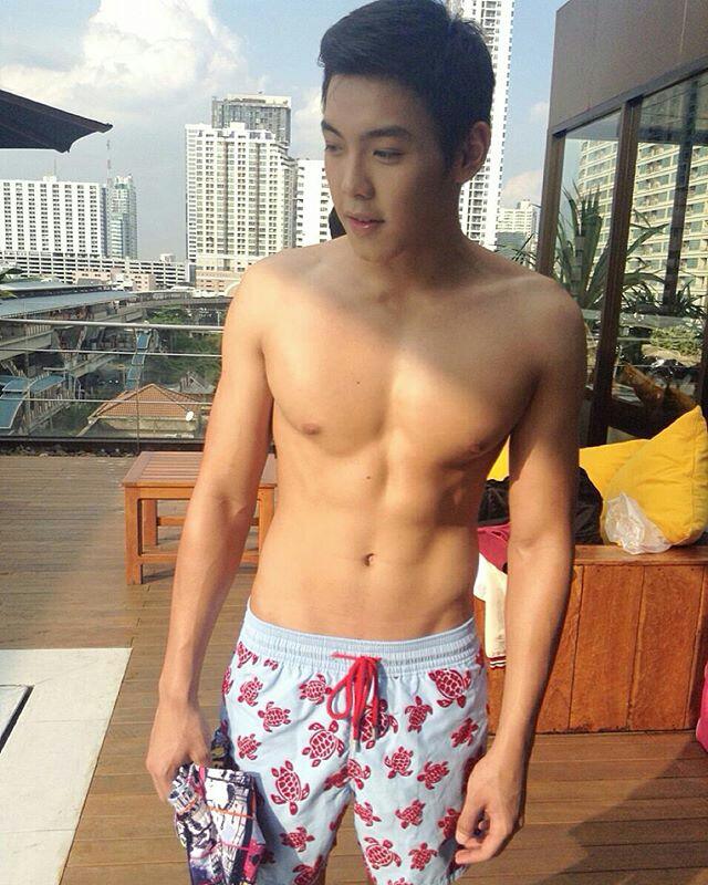 ส่อง IG ผู้ชายแซ่บ 2016
