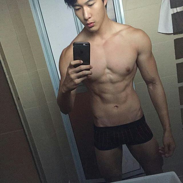 ส่อง IG ผู้ชายแซ่บ 2016