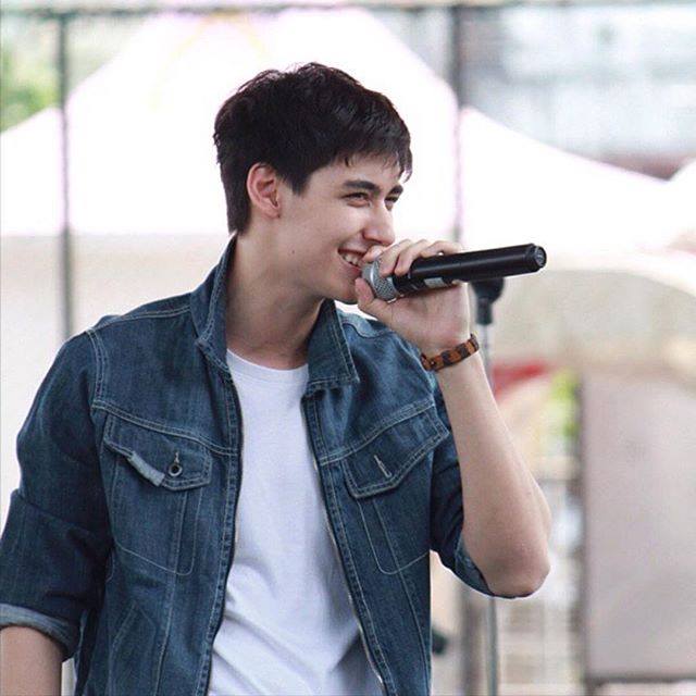 นิสิต....หรือว่านายแบบนี้