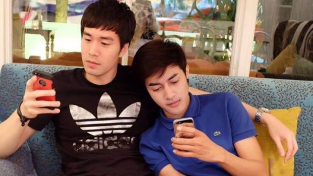 หลุดว่อนเน็ต พระเอกหน้าตี๋ ซัน ประชากร กับหนุ่มปริศนา?? แถมมีหลายต่อหลายภาพอีกตังหาก