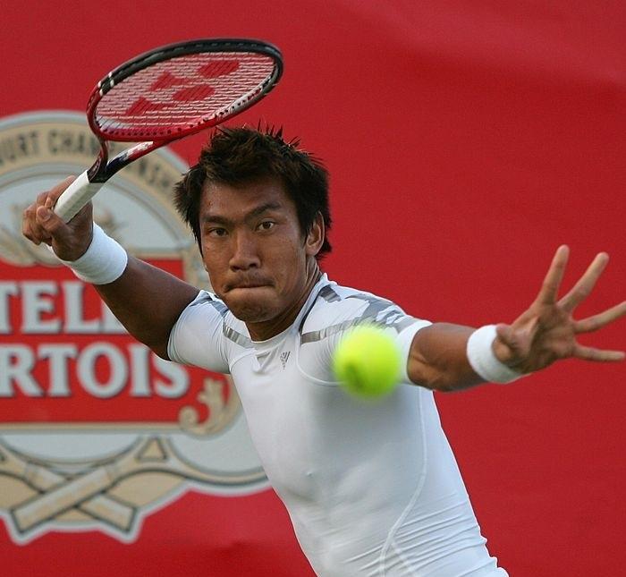 Thailand tennis player ภราดร ศรีชาพันธ์ สุดยอดนักเทนนิสอันดับ 1 ของไทย