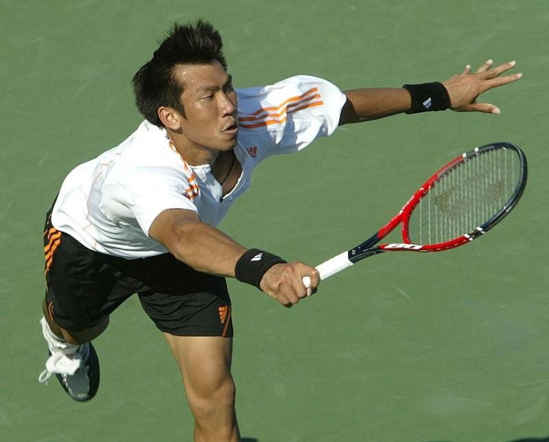 Thailand tennis player ภราดร ศรีชาพันธ์ สุดยอดนักเทนนิสอันดับ 1 ของไทย