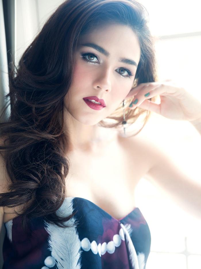 ชมพู่ อารยา @ BaNANA Magazine issue 25 January 2016
