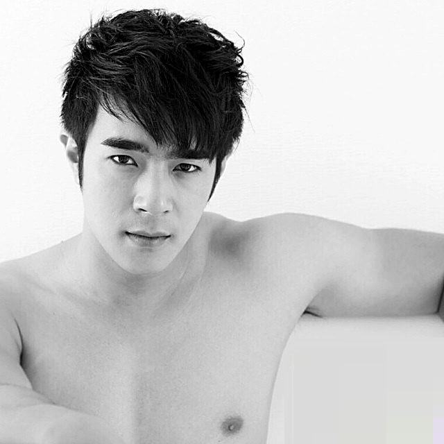 ไต้ฝุ่น นักแสดงหนุ่มหล่อล่ำฟิต + น่ารักฟุดๆ