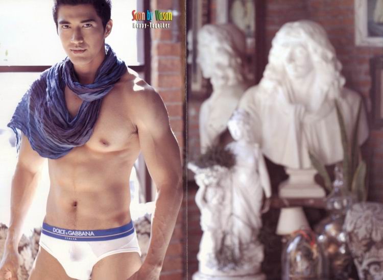 เลียหนุ่มหุ่นดี (พอล)