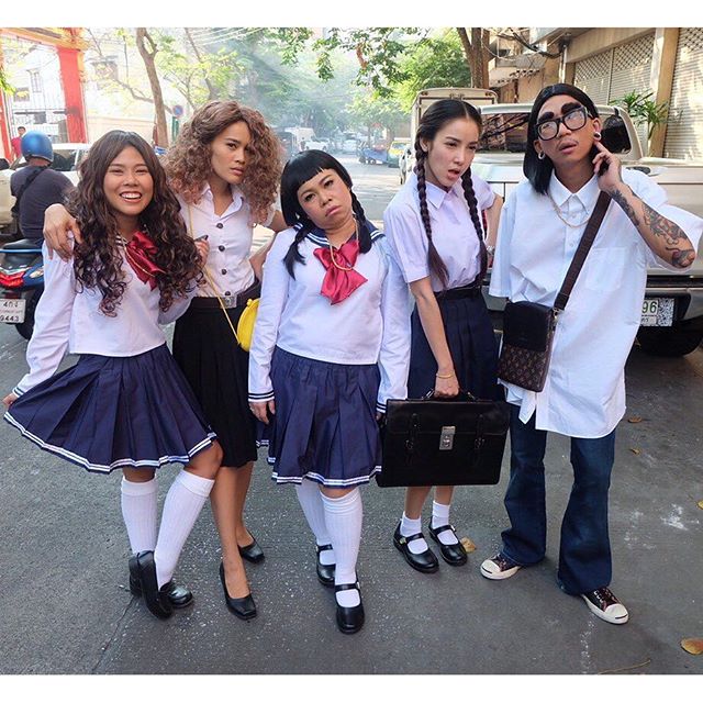 น่าดูมาก! หนัง "หลวงพี่แจ๊ส 4G" ฉากหลวงพี่โหนรถเมล์ฮามาก MV 1 วัน ล้านวิว