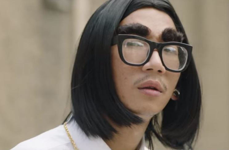 น่าดูมาก! หนัง "หลวงพี่แจ๊ส 4G" ฉากหลวงพี่โหนรถเมล์ฮามาก MV 1 วัน ล้านวิว