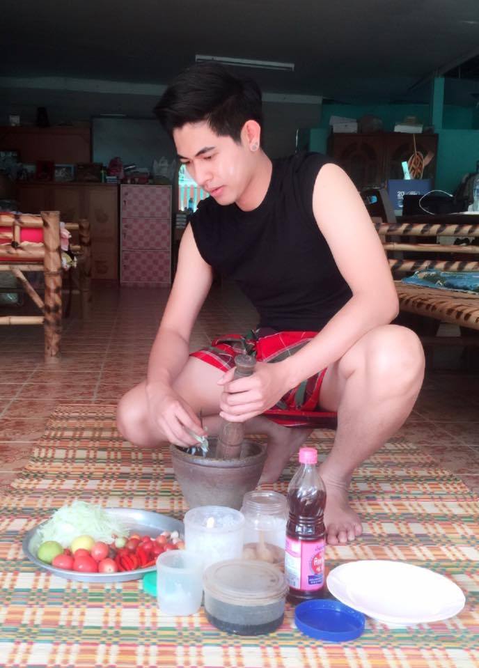 ไปไหนมาไหนพกห่อหมกไปด้วยตลอดเลยนะ อยากกินห่อหมกค่ะ