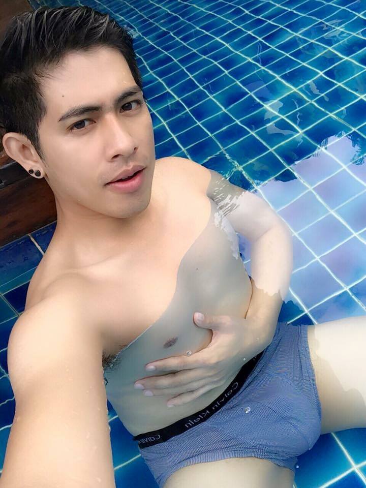 ไปไหนมาไหนพกห่อหมกไปด้วยตลอดเลยนะ อยากกินห่อหมกค่ะ