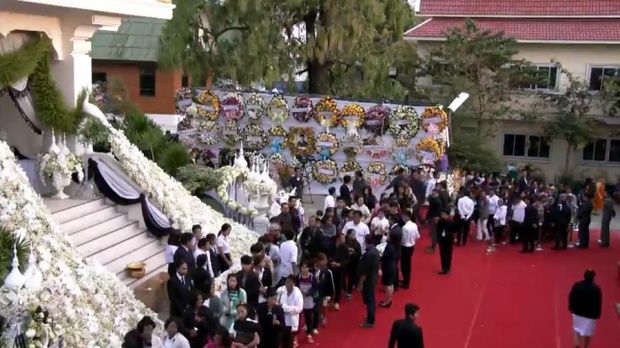 รวมภาพประวัติศาสตร์ งานพระราชทานเพลิงศพพระเอกหนุ่ม“ด้วยรักและอาลัย ปอ ทฤษฎี”