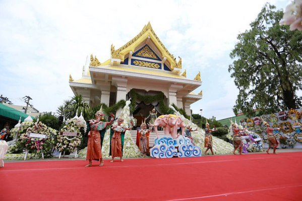 รวมภาพประวัติศาสตร์ งานพระราชทานเพลิงศพพระเอกหนุ่ม“ด้วยรักและอาลัย ปอ ทฤษฎี”