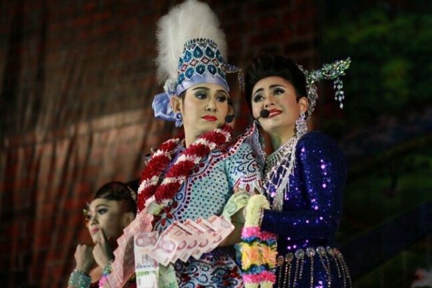 แอน มิตรชัย สวยขึ้นมาก โกอินเตอร์ไม่เคยลืมลิเกไทย