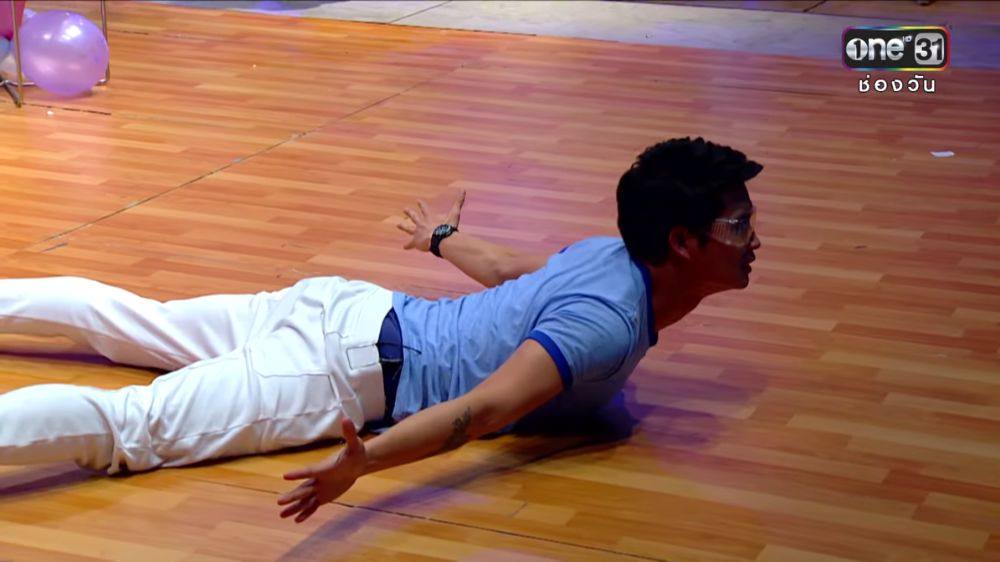 ปั้นจั่น พกห่อหมก"ชวนชิม"