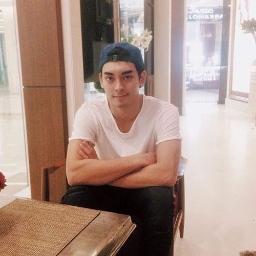 ดูชัดๆ หล่อมั้ย!! ไมล์ ณกรณ์ ลูกชาย กษาปณ์ จำปาดิบ