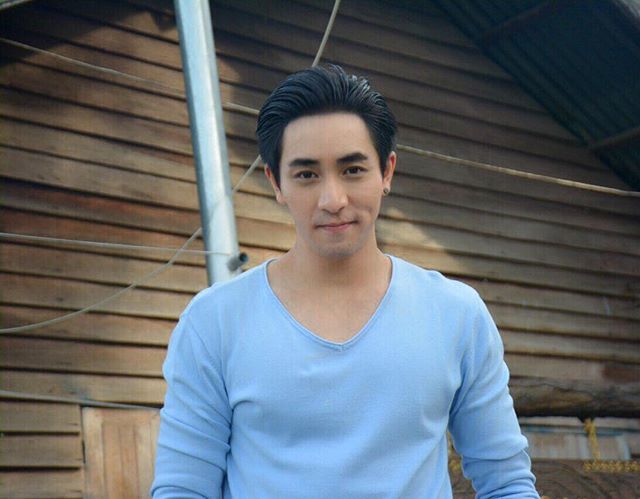 "เกี๊ยก วัทธิกร" หรือ "เฮียหยาง" ในละครดอกไม้ใต้เมฆ # หล่อ ตี๋ น่ารักฝุดๆ