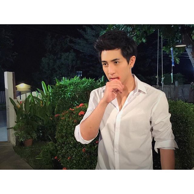 "เกี๊ยก วัทธิกร" หรือ "เฮียหยาง" ในละครดอกไม้ใต้เมฆ # หล่อ ตี๋ น่ารักฝุดๆ