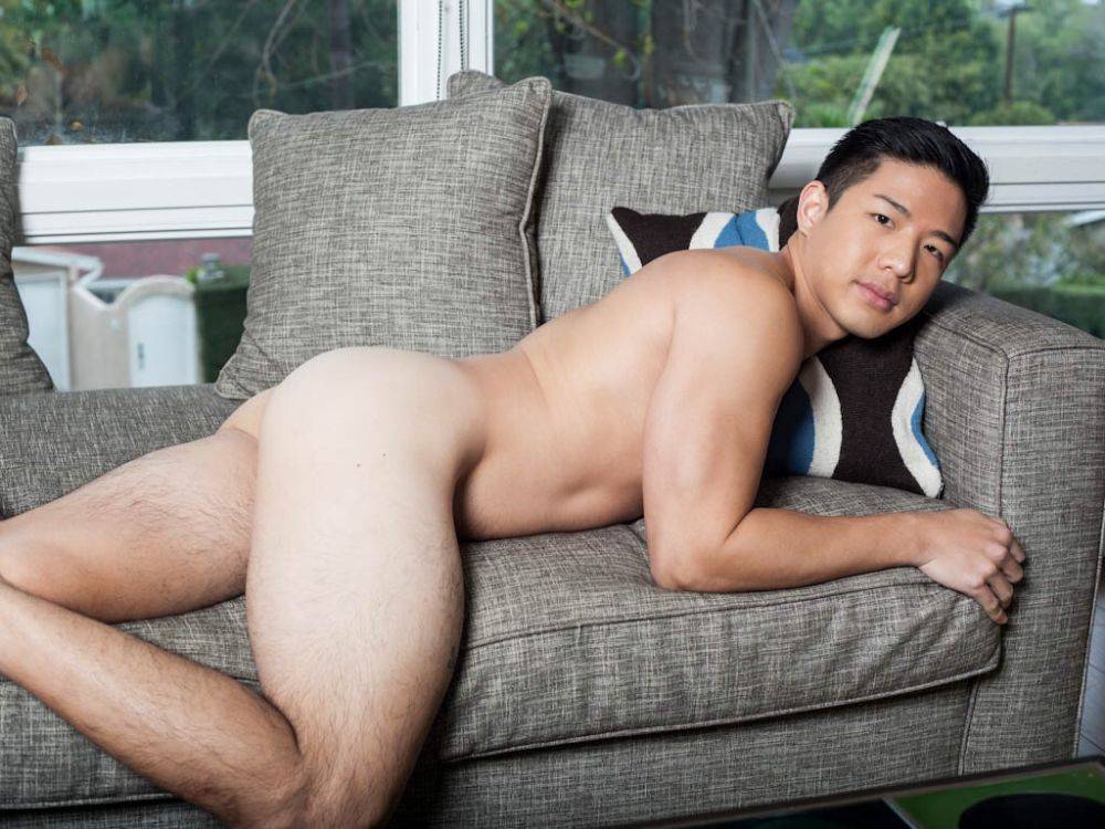 Hot guy in underwear 100