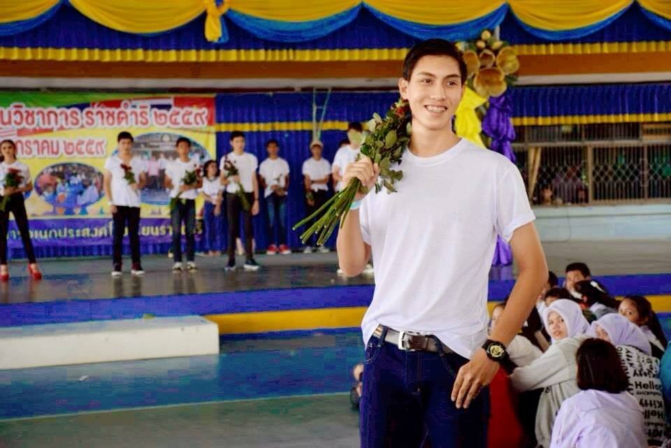 ประกวดดาว&เดือน ราชดำริ